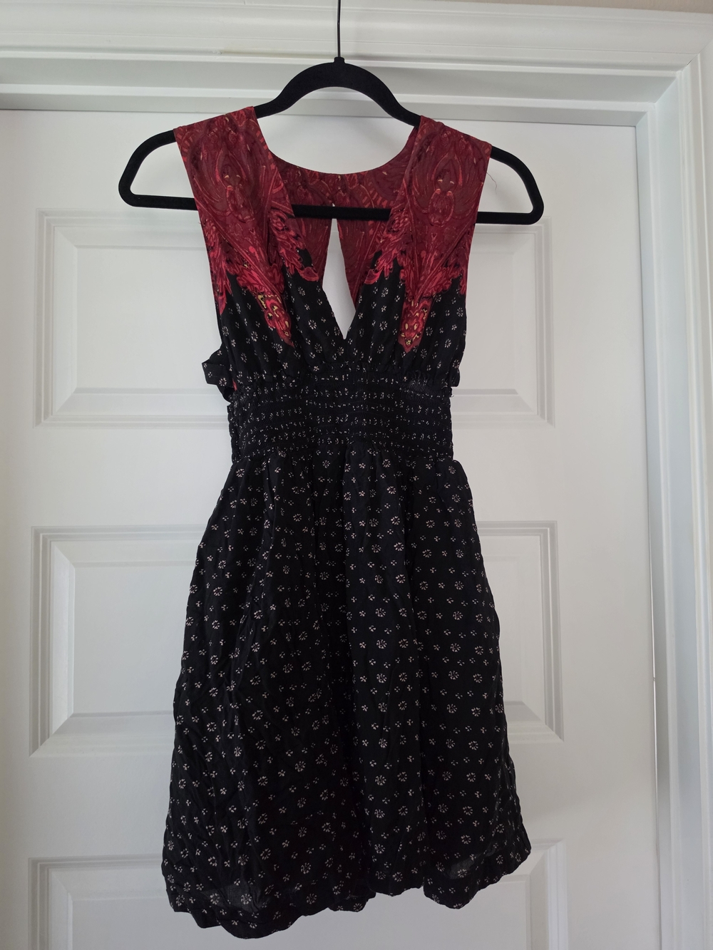 Free People Black and Red Sleeveless V-Neck Smocked Waist Dress